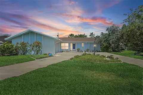 5053 43rd St S, Saint Petersburg, FL 33711