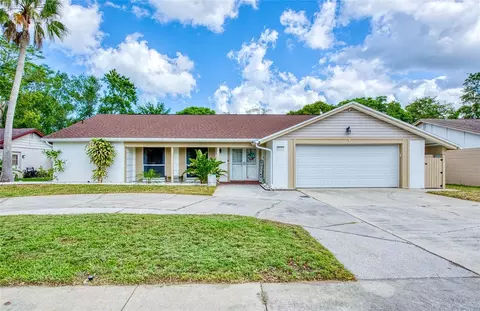 8513 Sunflower Ln, Hudson, FL 34667