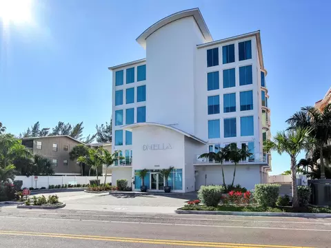 19816 Gulf Blvd #602, Indian Shores, FL 33785