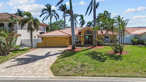 8014 12th Ave S, Saint Petersburg, FL 33707