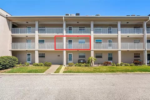 10215 Regal Dr #21, Largo, FL 33774