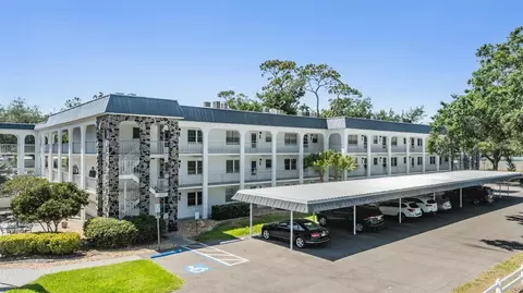 4801 Airport Rd #214, Zephyrhills, FL 33542