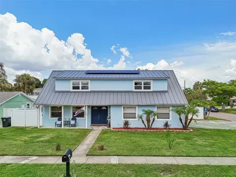 8439 Boxwood Dr, Tampa, FL 33615
