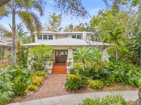 1805 W Richardson Pl, Tampa, FL 33606