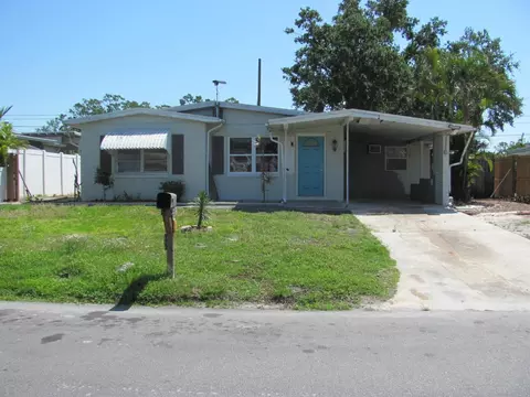 884 67th St S, Saint Petersburg, FL 33707