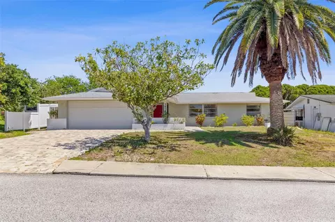 3654 Warbler Dr, New Port Richey, FL 34652