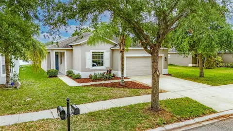 7511 Turtle View Dr, Ruskin, FL 33573
