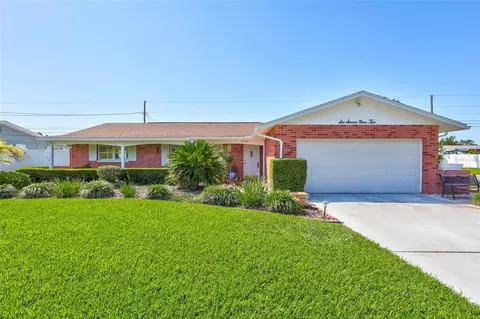 6792 14th Ave N, Saint Petersburg, FL 33710