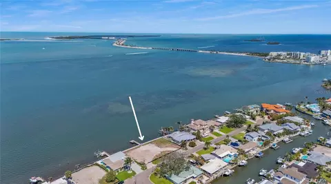 2210 Harbor View Dr, Dunedin, FL 34698