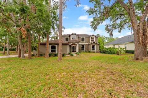2512 Clubhouse Dr, Plant City, FL 33566