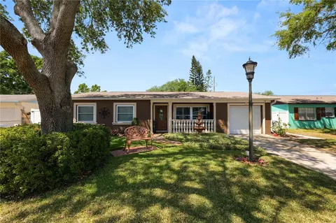 7814 Lakeside Blvd, Tampa, FL 33614