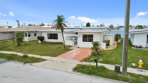 15319 Harbor Dr, Madeira Beach, FL 33708