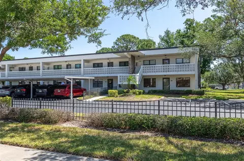 5085 1st St NE #242, Saint Petersburg, FL 33703