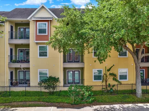 1910 E Palm Ave #11216, Tampa, FL 33605