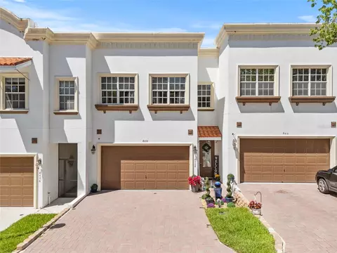 8408 Costa Del Sol Ct, Temple Terrace, FL 33637