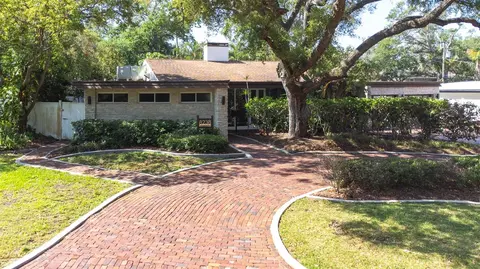 8238 30th Ave N, Saint Petersburg, FL 33710