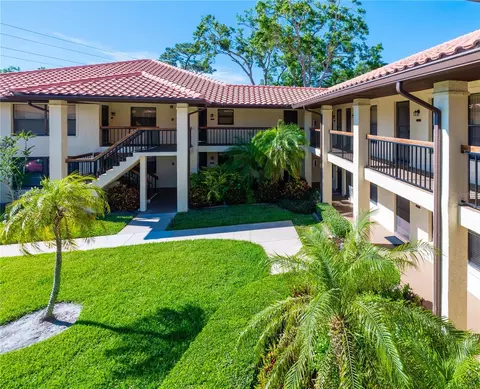 2213 Hammock Pine Blvd, Clearwater, FL 33761