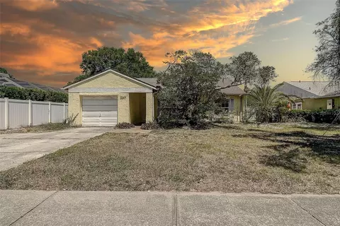 3647 Lake St George Dr, Palm Harbor, FL 34684