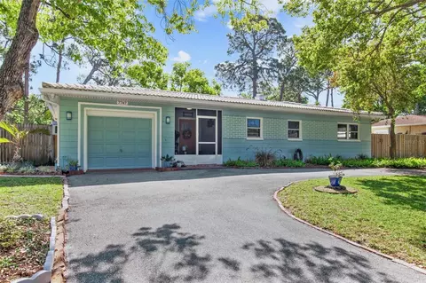 7747 90th Way N, Seminole, FL 33777