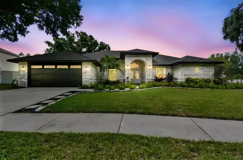 1727 Woodpond Way, Lutz, FL 33559