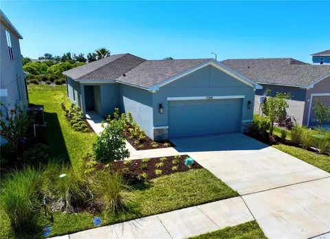 11268 Fieldstone Dr, Palmetto, FL 34221