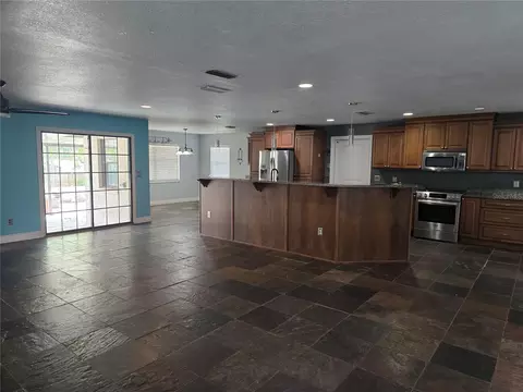 Living - 4506 SE 7th Pl, Ocala, FL 34471 photo 4 of 7