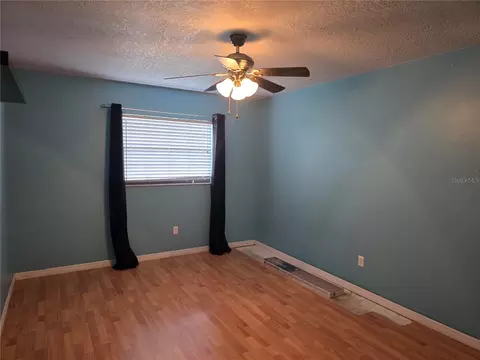 Bedroom - 4506 SE 7th Pl, Ocala, FL 34471 photo 4 of 4
