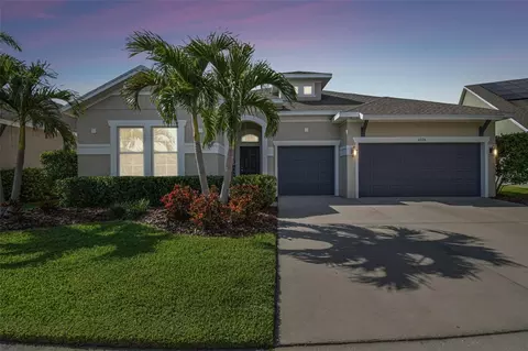 6326 Waves End Pl, Apollo Beach, FL 33572