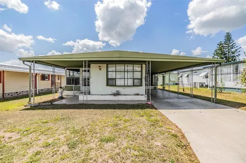 7045 El Dewitt St, Zephyrhills, FL 33541