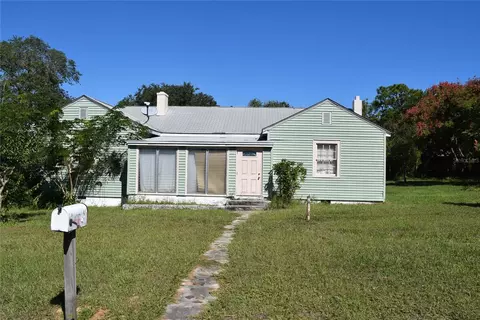 823 Cohassett Ave, Lake Wales, FL 33853