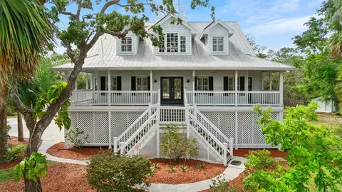 380 Wellington Ave, Oldsmar, FL 34677