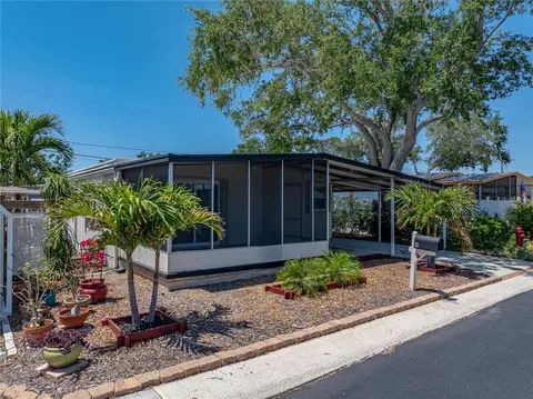 6950 46th Ave N #4, Saint Petersburg, FL 33709