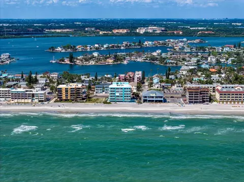 14110 Gulf Blvd # 201, Madeira Beach, FL 33708