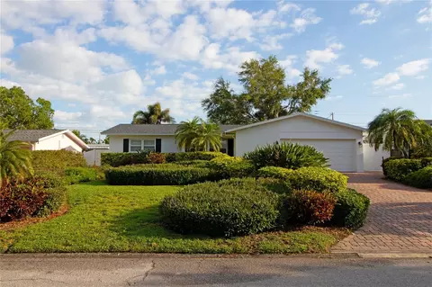 13807 83rd Pl, Seminole, FL 33776