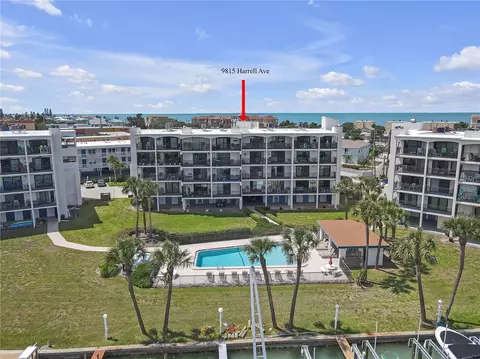 9815 Harrell Ave #502, Treasure Island, FL 33706