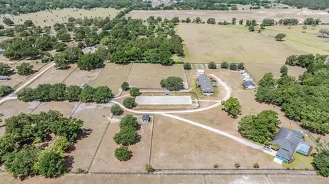 25601 Hutcheson Ln, Sorrento, FL 32776