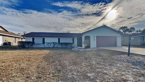 699 Sullivan St, Deltona, FL 32725