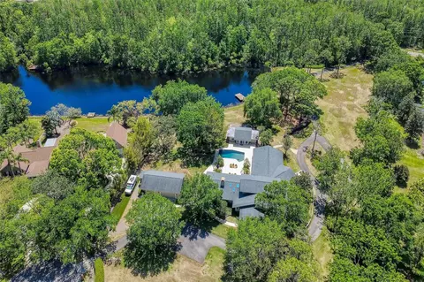 898 Cypress Lakeview Ct, Tarpon Springs, FL 34688