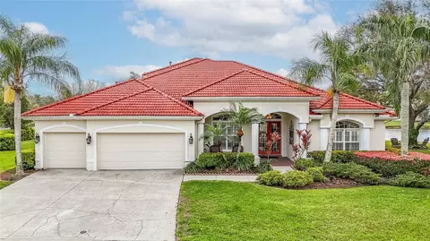 18002 Forest Retreat Ln, Tampa, FL 33647