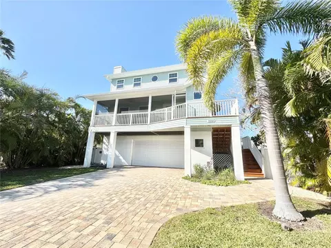 Exterior - 16204 3rd St E, Redington Beach, FL 33708 photo 2 of 17