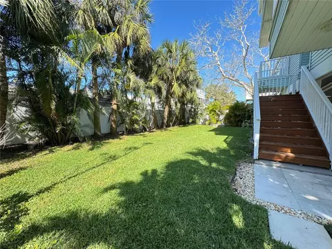 Exterior - 16204 3rd St E, Redington Beach, FL 33708 photo 11 of 17