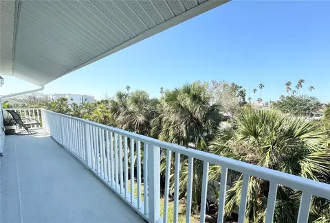 Exterior - 16204 3rd St E, Redington Beach, FL 33708 photo 8 of 17
