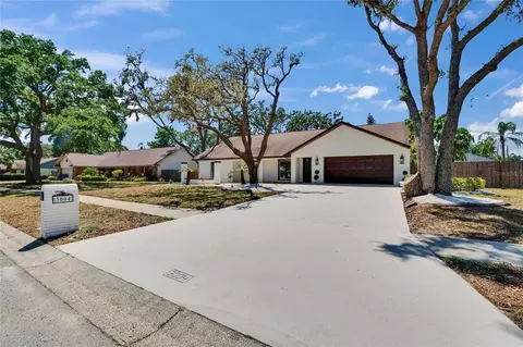3004 Rolling Acres Pl, Valrico, FL 33596