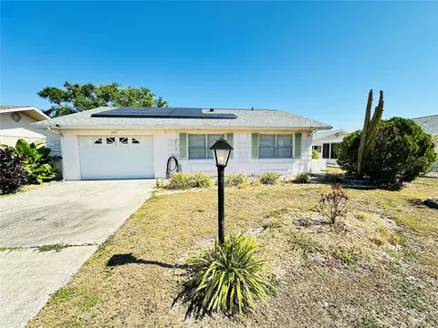 203 Rickenbacker Dr, Sun City Center, FL 33573