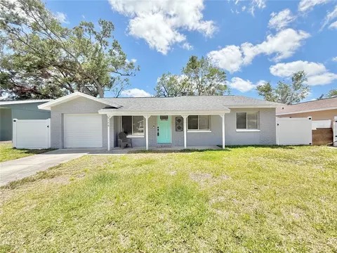9146 108th Ave, Seminole, FL 33777