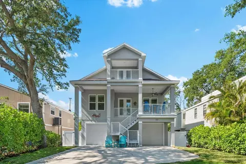 322 Ontario Ave, Crystal Beach, FL 34681