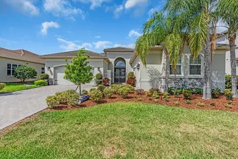 2165 Hollow Forest Ct, Wesley Chapel, FL 33543