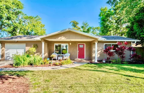 2501 Crescent Dr, Largo, FL 33770