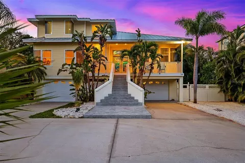 294 Kentucky Ave, Crystal Beach, FL 34681