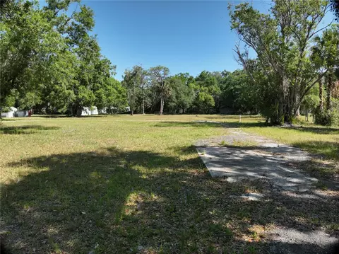 17335 Eagle Ln, Lutz, FL 33558